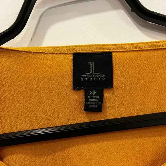 Jules and Lepold Studios yellow tunic shirt - Picture 2 of 2